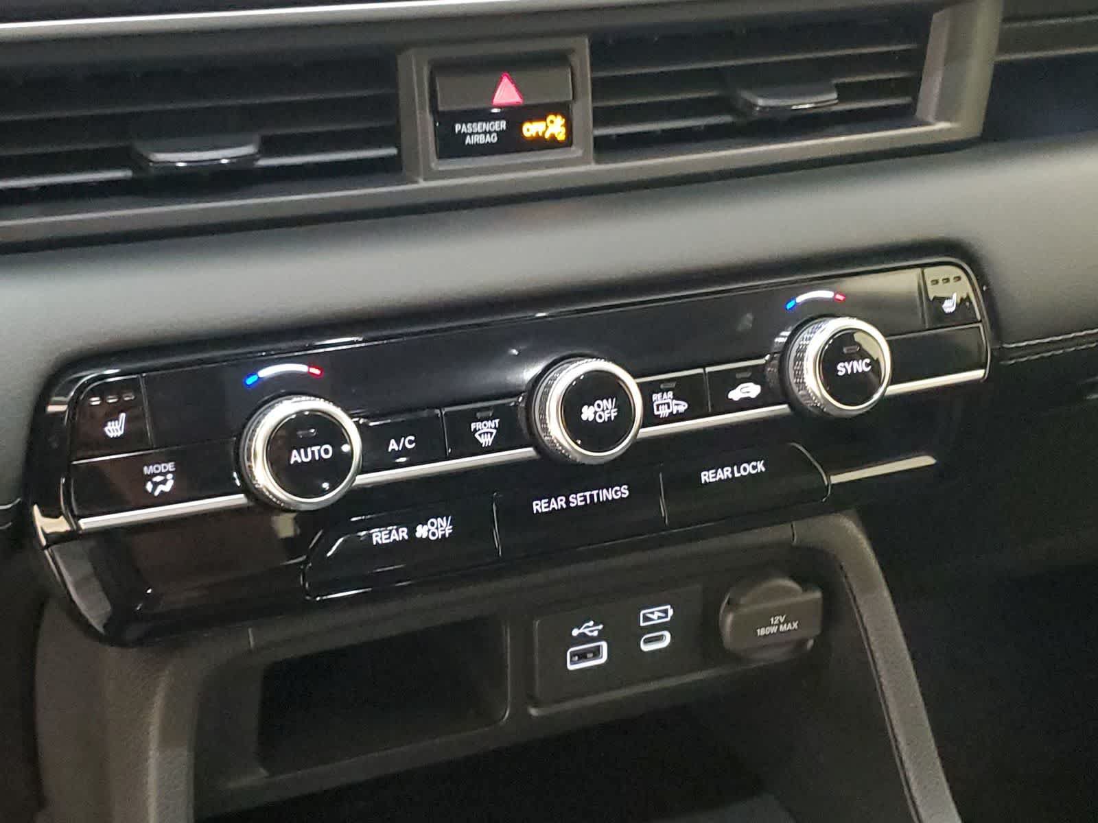 Certified 2025 Honda Pilot Touring image 33