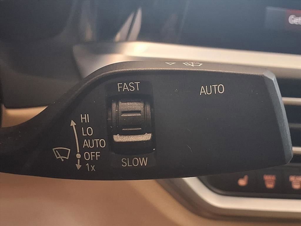 Used 2021 BMW 430i Coupe w/ M Sport Package image 16