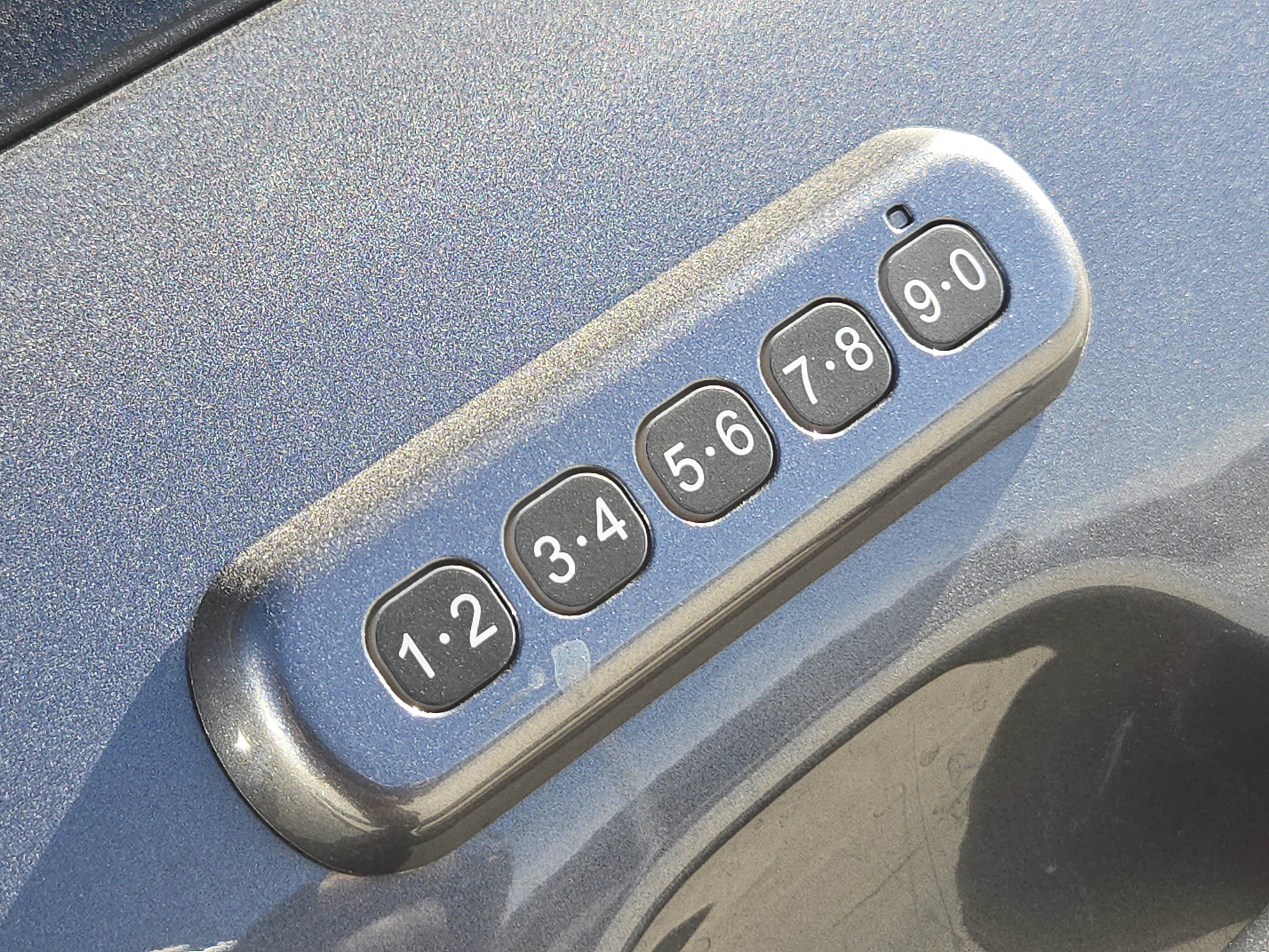 Used 2022 Ford Ranger Lariat w/ Equipment Group 501A High image 12