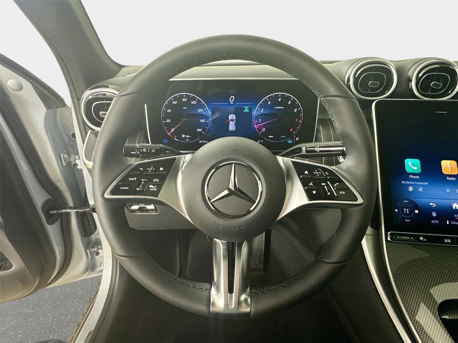 Used 2026 Mercedes-Benz GLC 300 4MATIC image 11
