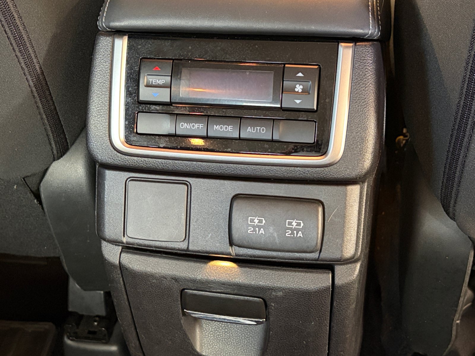 Used 2019 Subaru Ascent Premium AWD/4WD image 30
