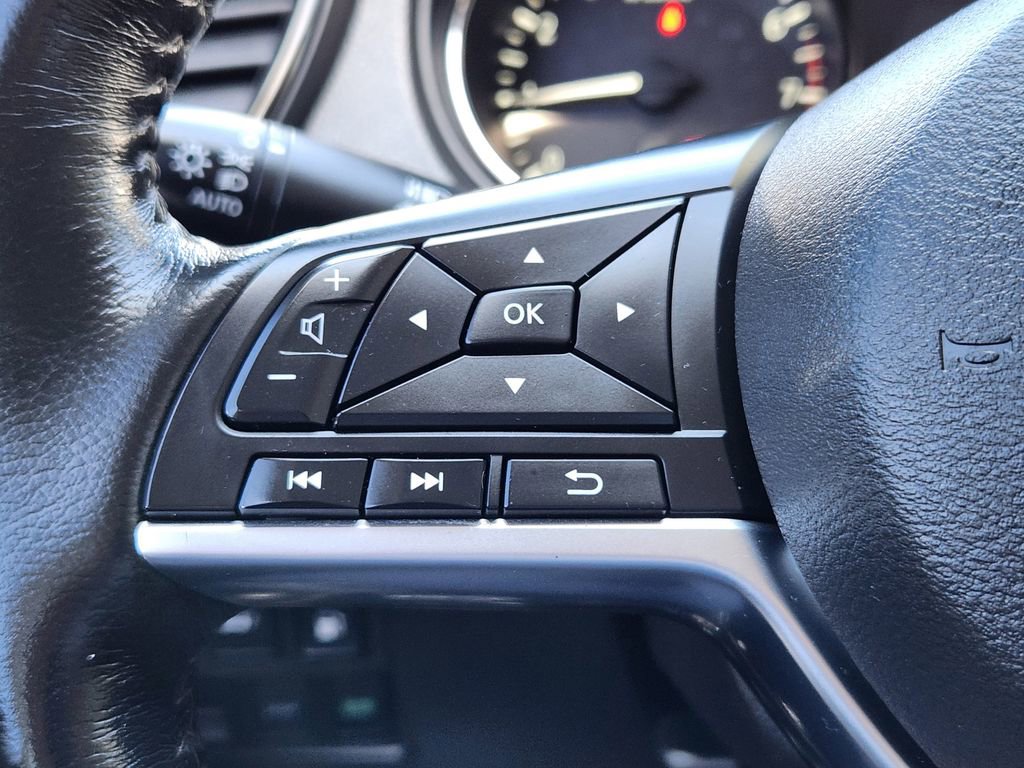 Used 2019 Nissan Rogue SV w/ Premium Package AWD/4WD image 23