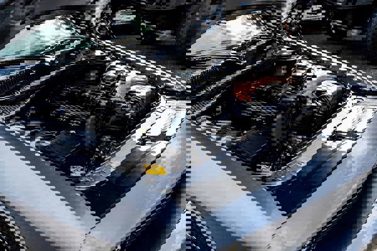 Used 2016 Dodge Challenger R/T Scat Pack w/ Leather Interior Group image 41