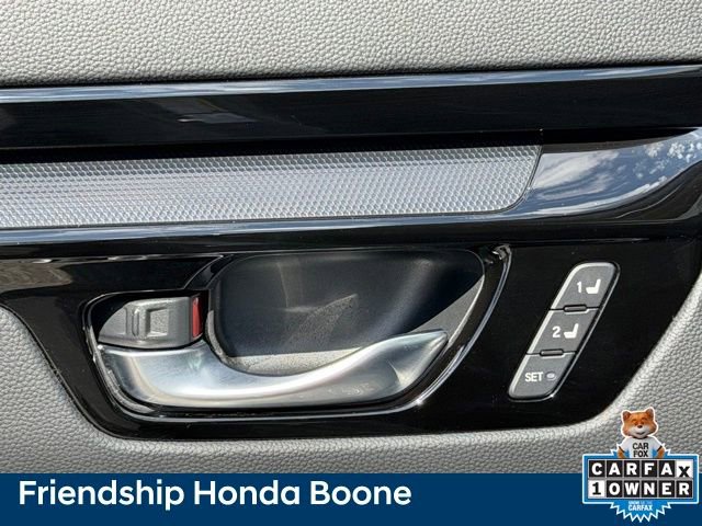 Used 2024 Honda CR-V EX-L image 16