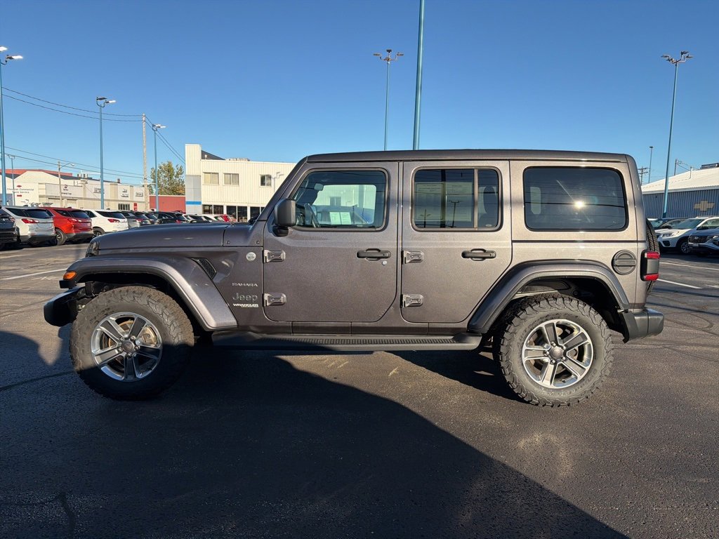 Used 2018 Jeep Wrangler Unlimited Sahara image 4