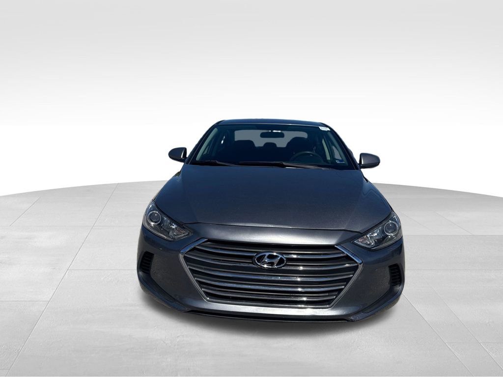 Used 2018 Hyundai Elantra SE FWD image 9