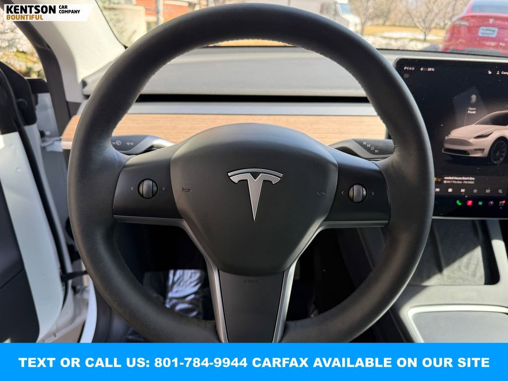 Used 2023 Tesla Model Y Long Range image 17