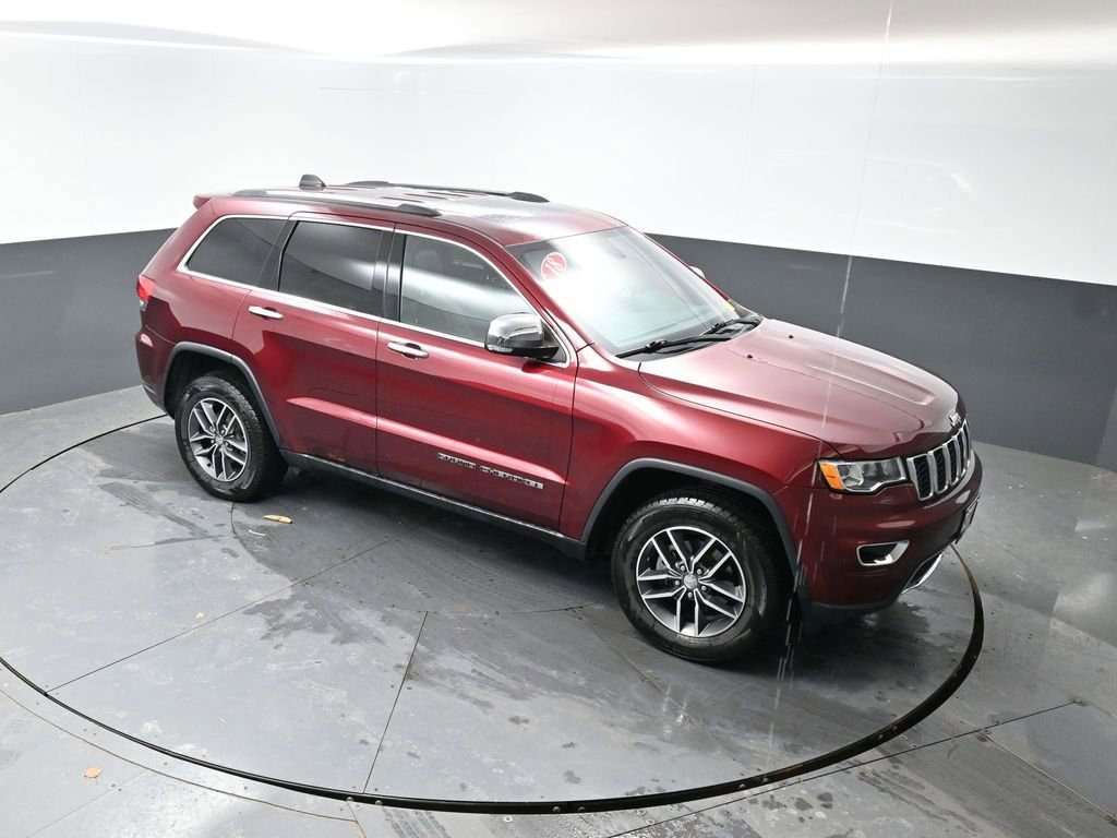 Used 2018 Jeep Grand Cherokee Limited w/ Trailer Tow Group IV image 43