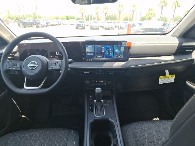 New 2026 Nissan Kicks SV w/ SV Premium Package FWD image 12