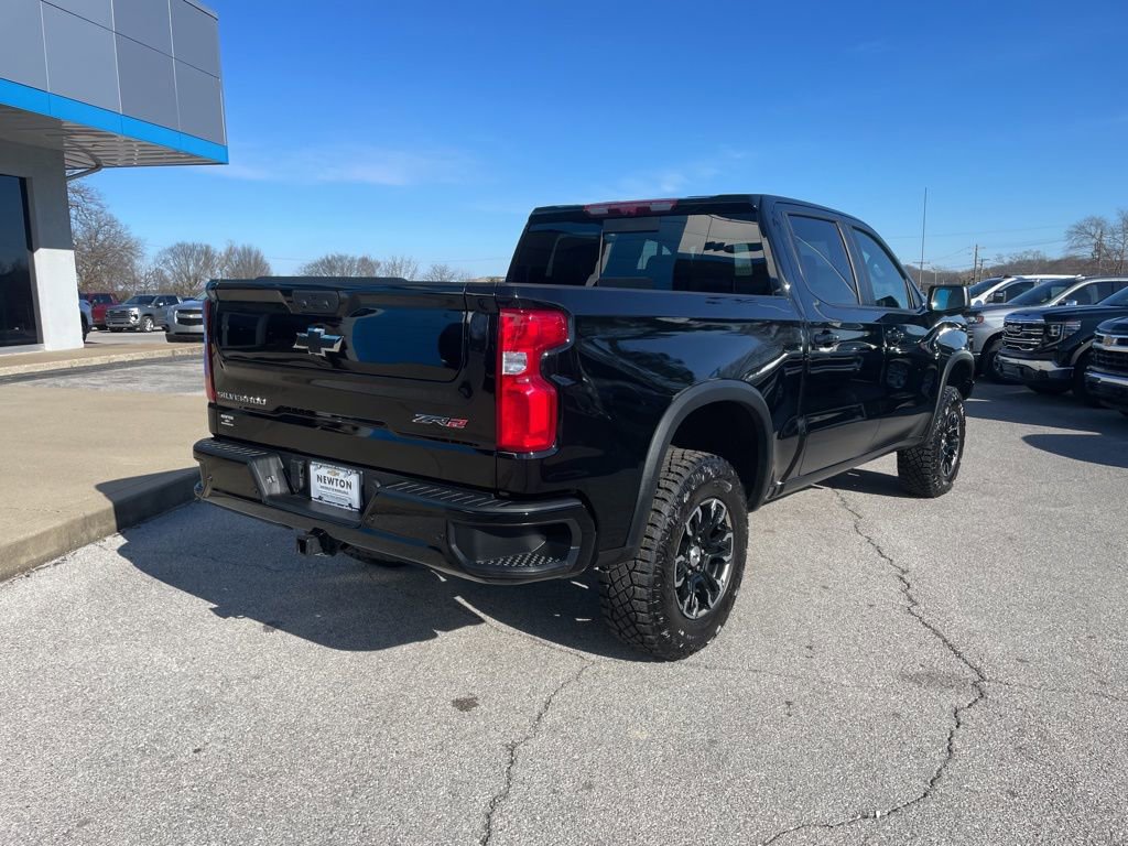 Used 2025 Chevrolet Silverado 1500 ZR2 w/ Technology Package image 53