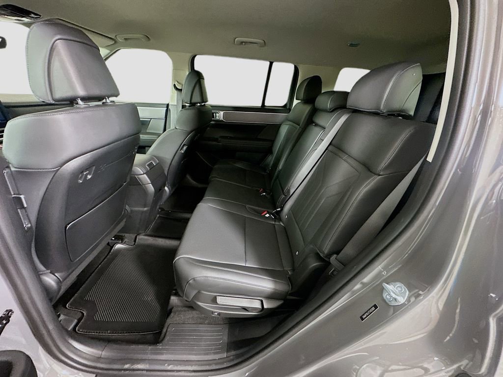 New 2026 Hyundai Santa Fe SEL image 16