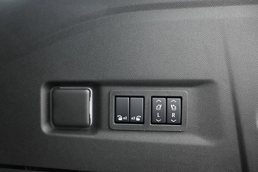 New 2027 GMC Yukon XL Elevation AWD/4WD image 25