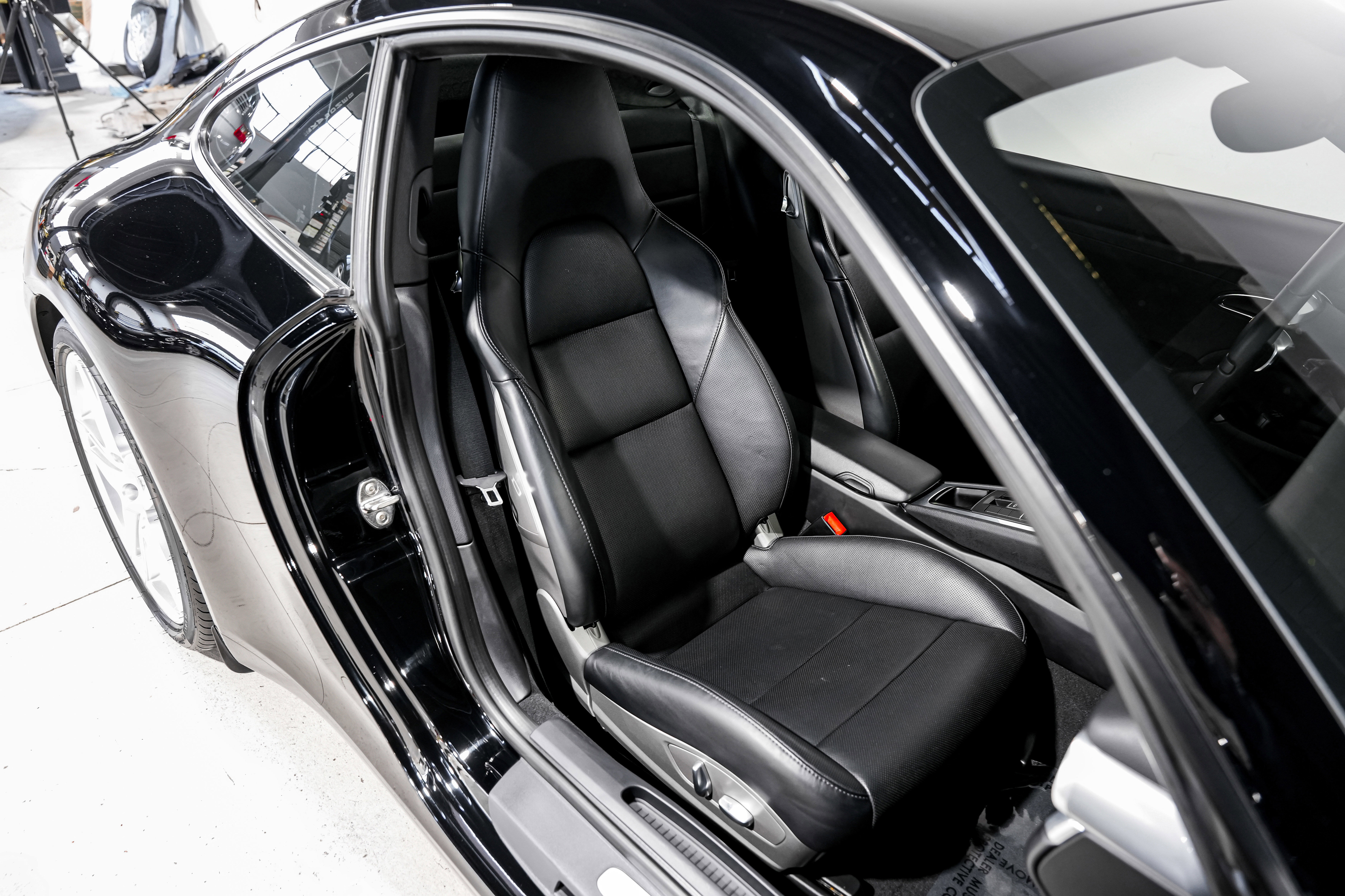 Used 2012 Porsche 911 Carrera S image 26