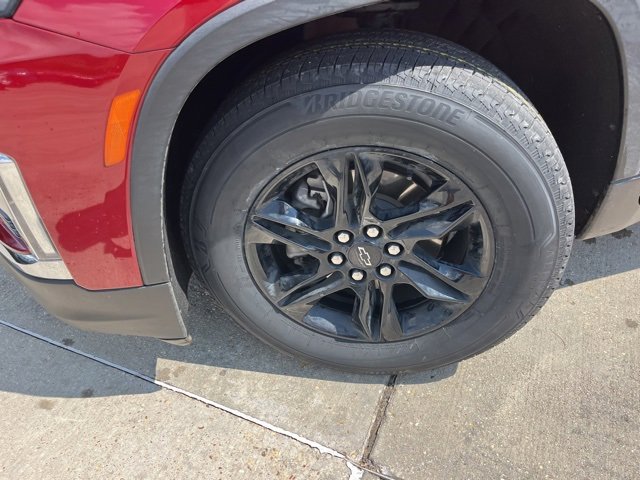 Used 2023 Chevrolet Traverse LT w/ Midnight/Sport Edition image 29