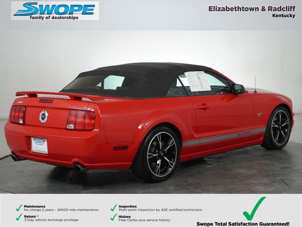 Used 2005 Ford Mustang GT Premium image 3