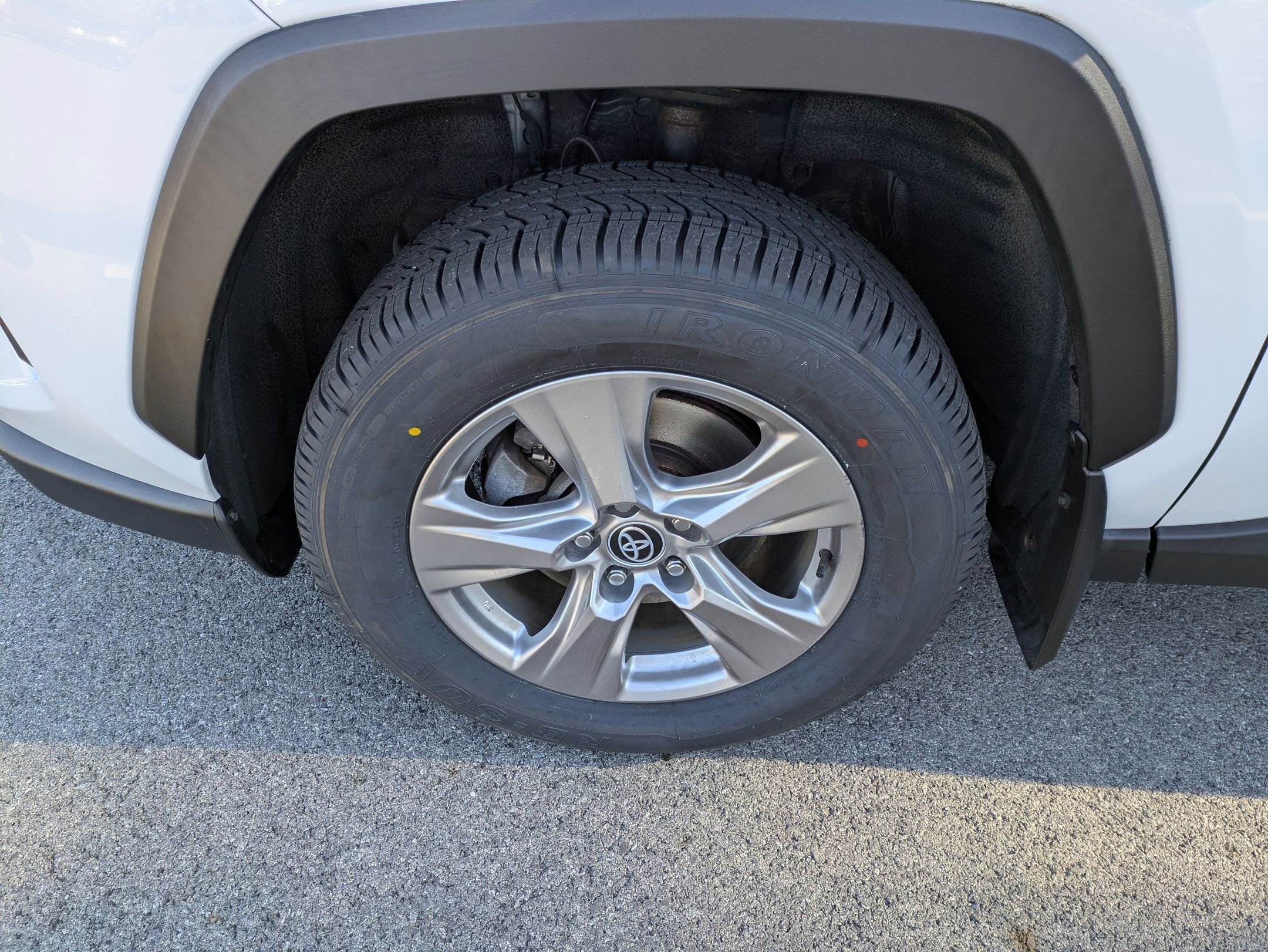 Certified 2022 Toyota RAV4 XLE image 27