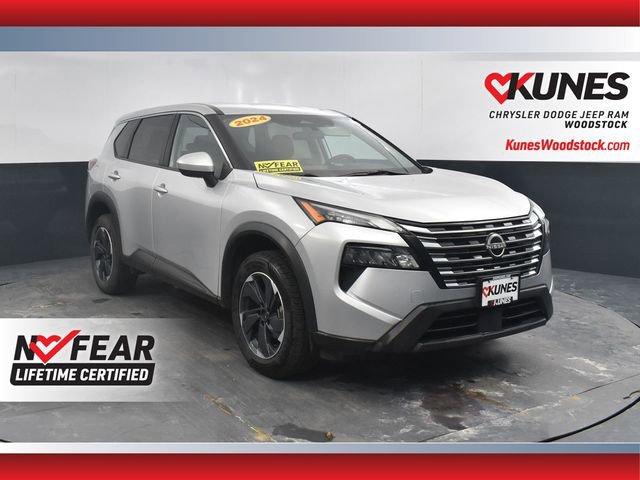 Used 2024 Nissan Rogue SV image 1