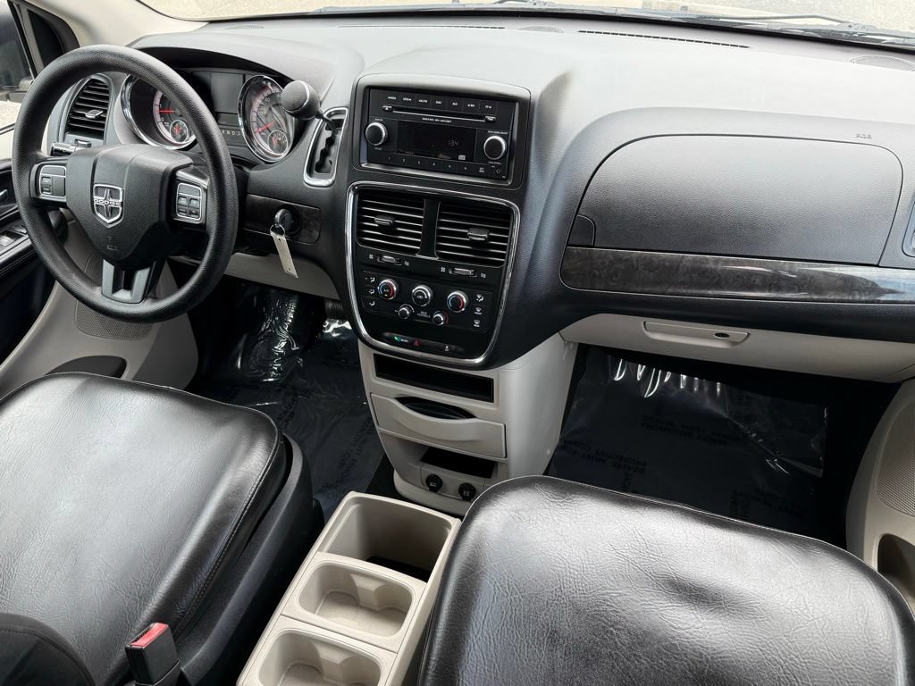 Used 2016 Dodge Grand Caravan SE w/ Quick Order Package 29E SE FWD image 26