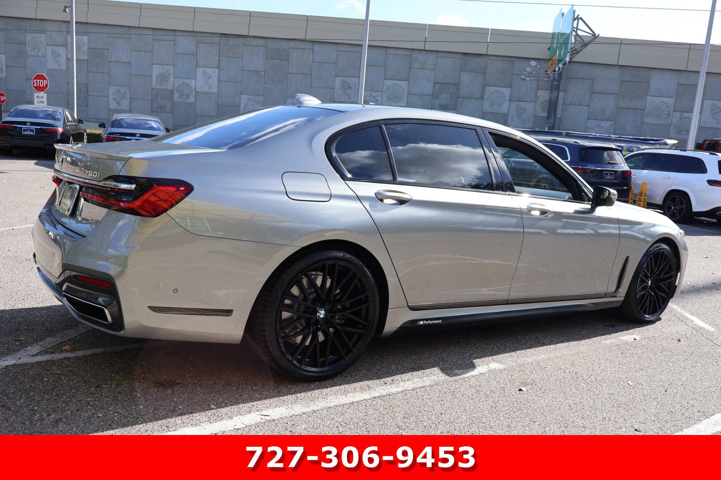 Used 2021 BMW 750i xDrive w/ Executive Package image 10