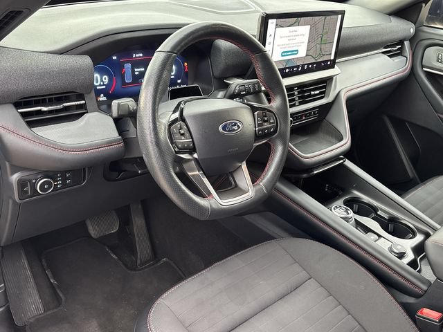 Used 2025 Ford Explorer ST-Line w/ ST-Line Street Pack AWD/4WD image 20
