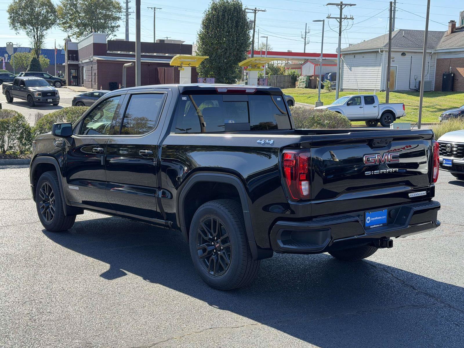 New 2026 GMC Sierra 1500 Elevation w/ Preferred Package AWD/4WD image 3