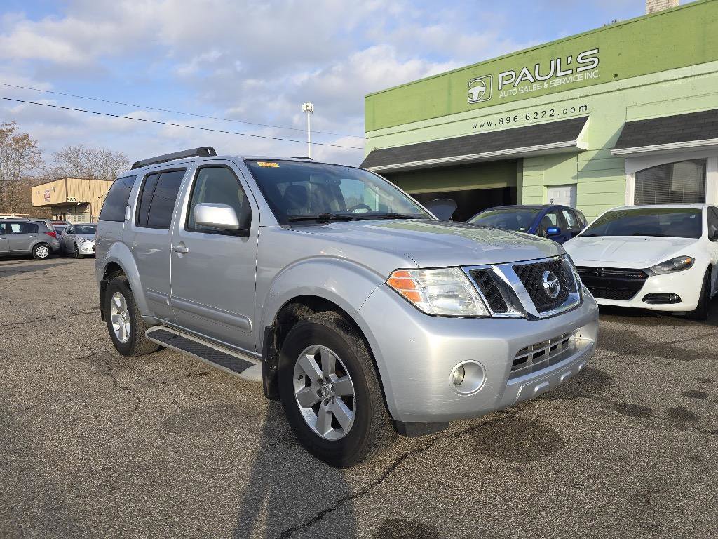 Used 2011 Nissan Pathfinder SV w/ Protection Pkg image 2