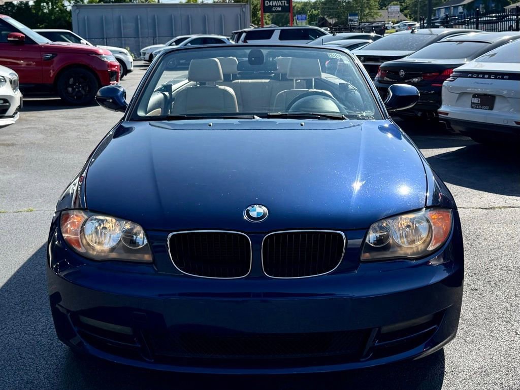 Used 2011 BMW 128i Convertible RWD image 2