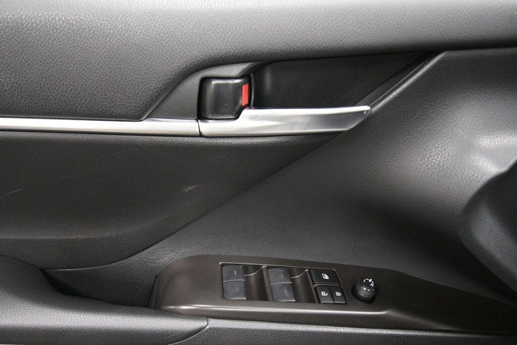 Certified 2024 Toyota Camry SE AWD/4WD image 12