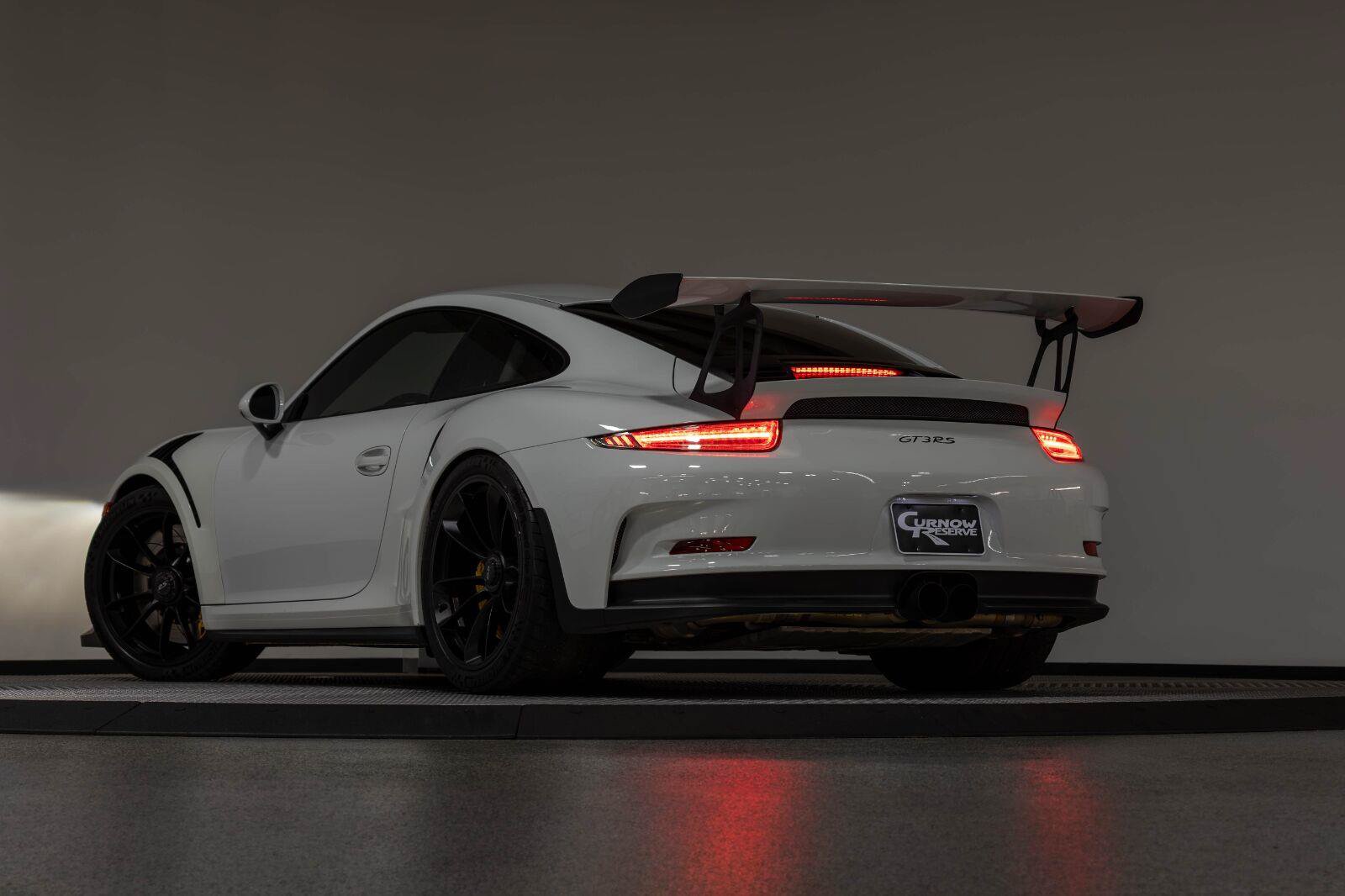Used 2016 Porsche 911 GT3 RS RWD image 38