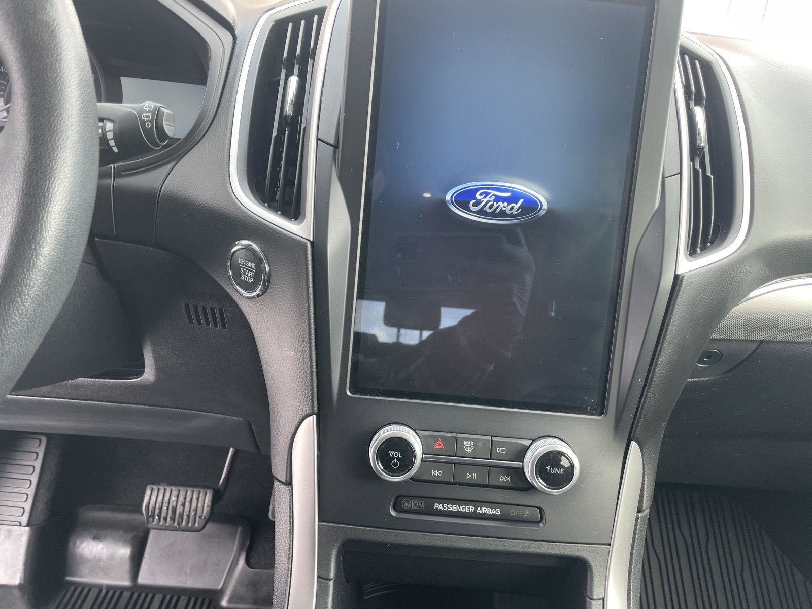 Used 2022 Ford Edge SEL w/ Convenience Package image 14