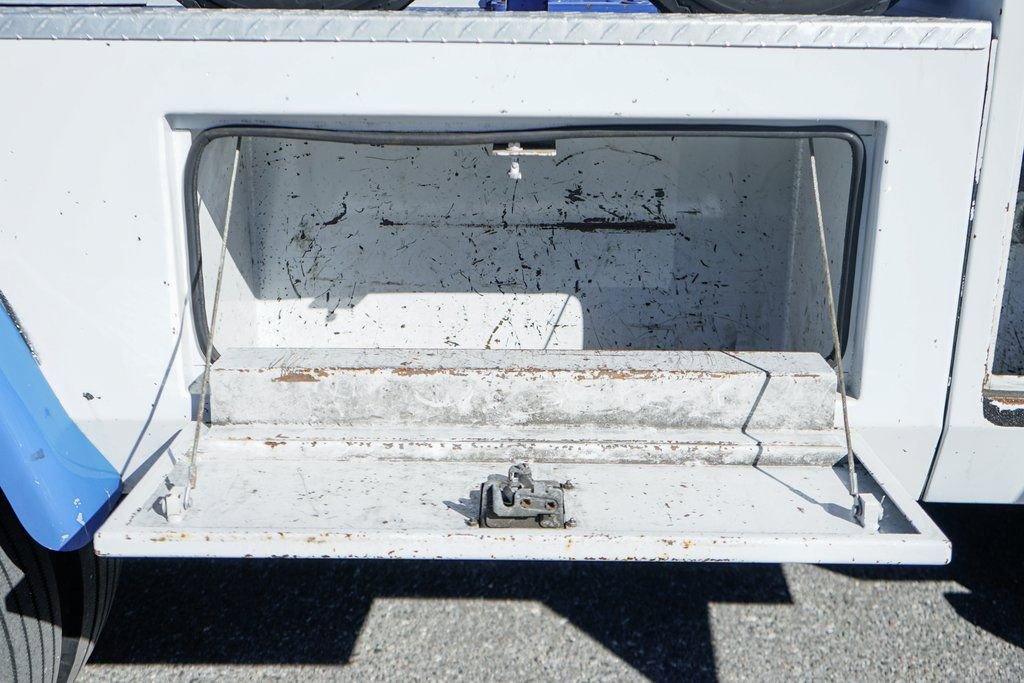 Used 2017 Ford F550 2WD Regular Cab Super Duty w/ Advanced Security Pack image 19