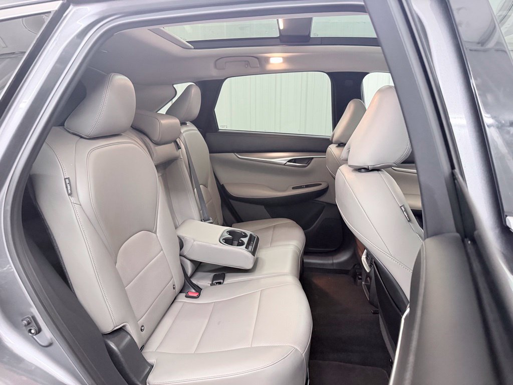 Certified 2023 INFINITI QX50 Luxe FWD image 38