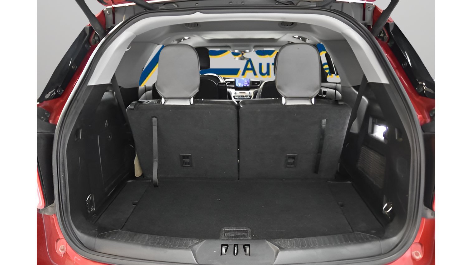 Used 2021 Ford Explorer XLT w/ Equipment Group 202A RWD image 39