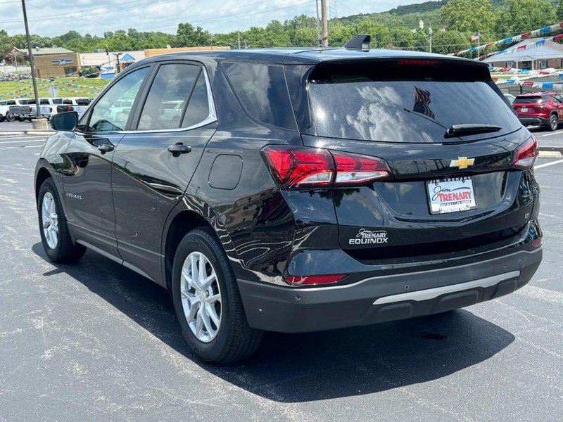 Used 2024 Chevrolet Equinox LT w/ LPO, Floor Liner Package FWD image 6