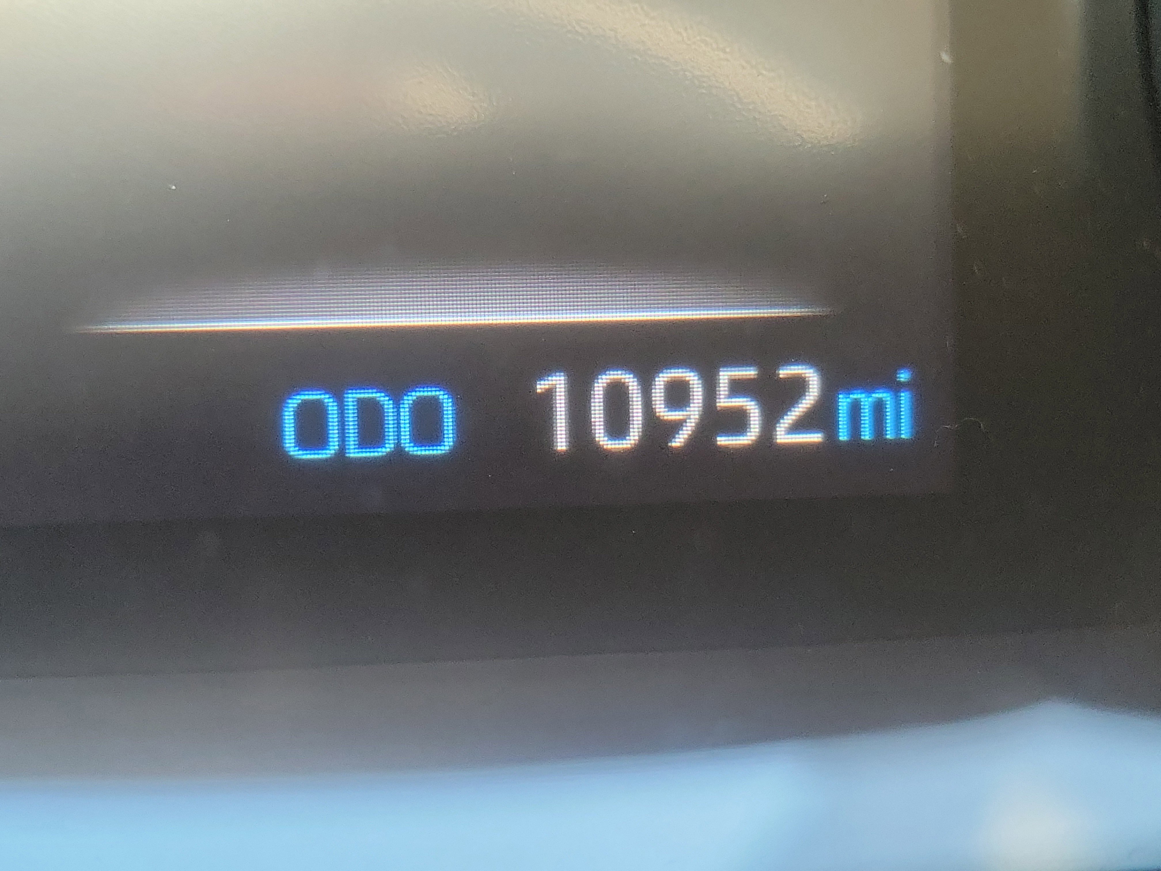 Used 2022 Toyota RAV4 XLE Premium image 29