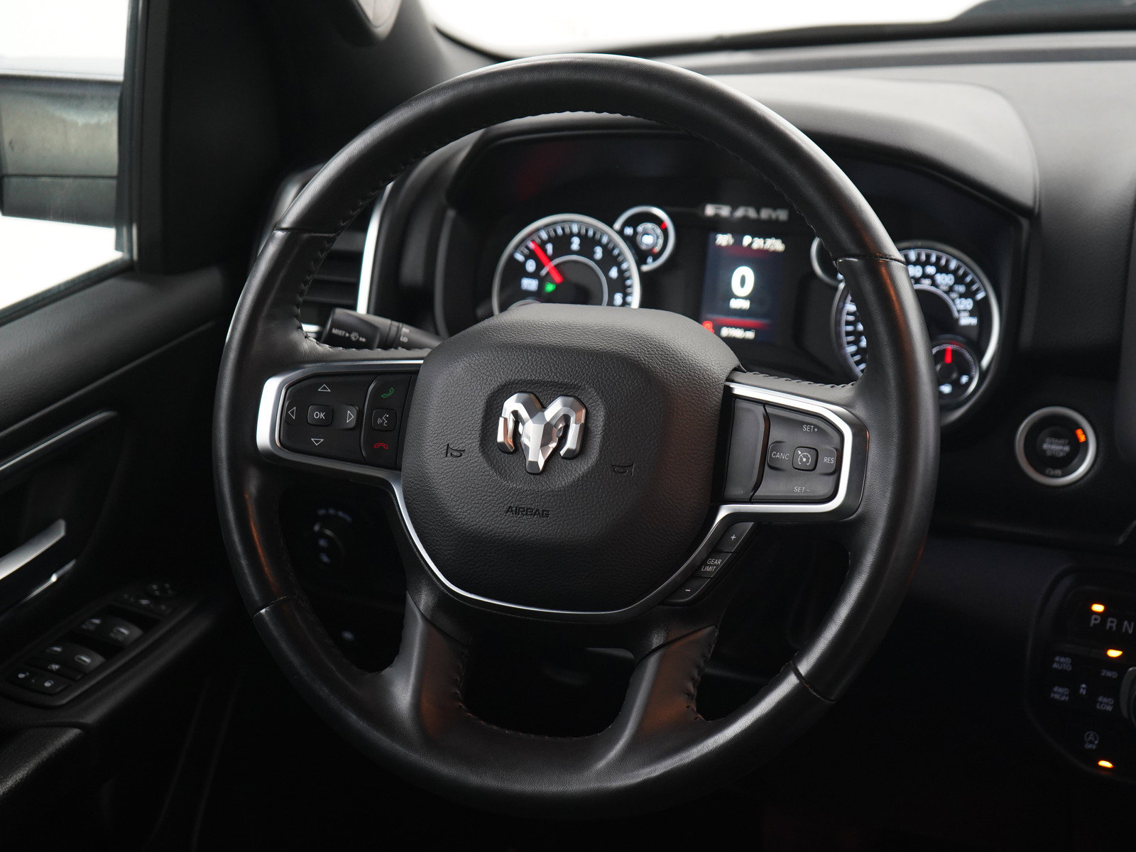 Used 2024 RAM 1500 Big Horn AWD/4WD image 15
