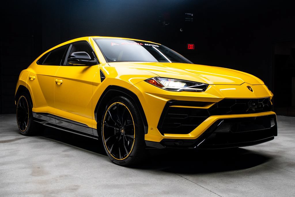 Used 2022 Lamborghini Urus AWD/4WD image 13
