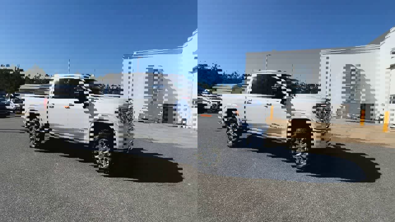 Used 2021 GMC Sierra 2500 Denali w/ Denali Ultimate Package image 2