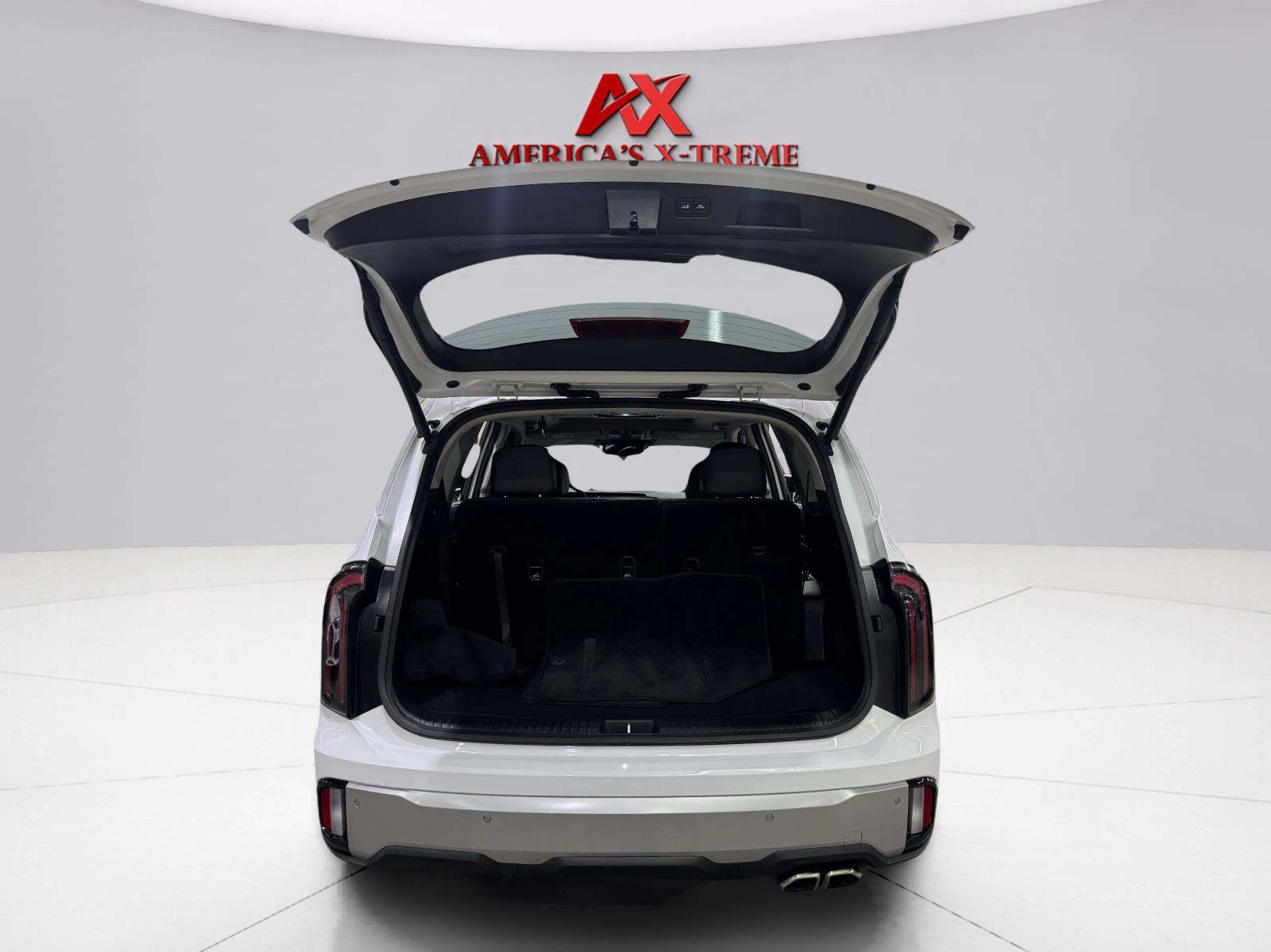 Used 2023 Kia Telluride EX w/ EX Captain's Chair Package FWD image 60