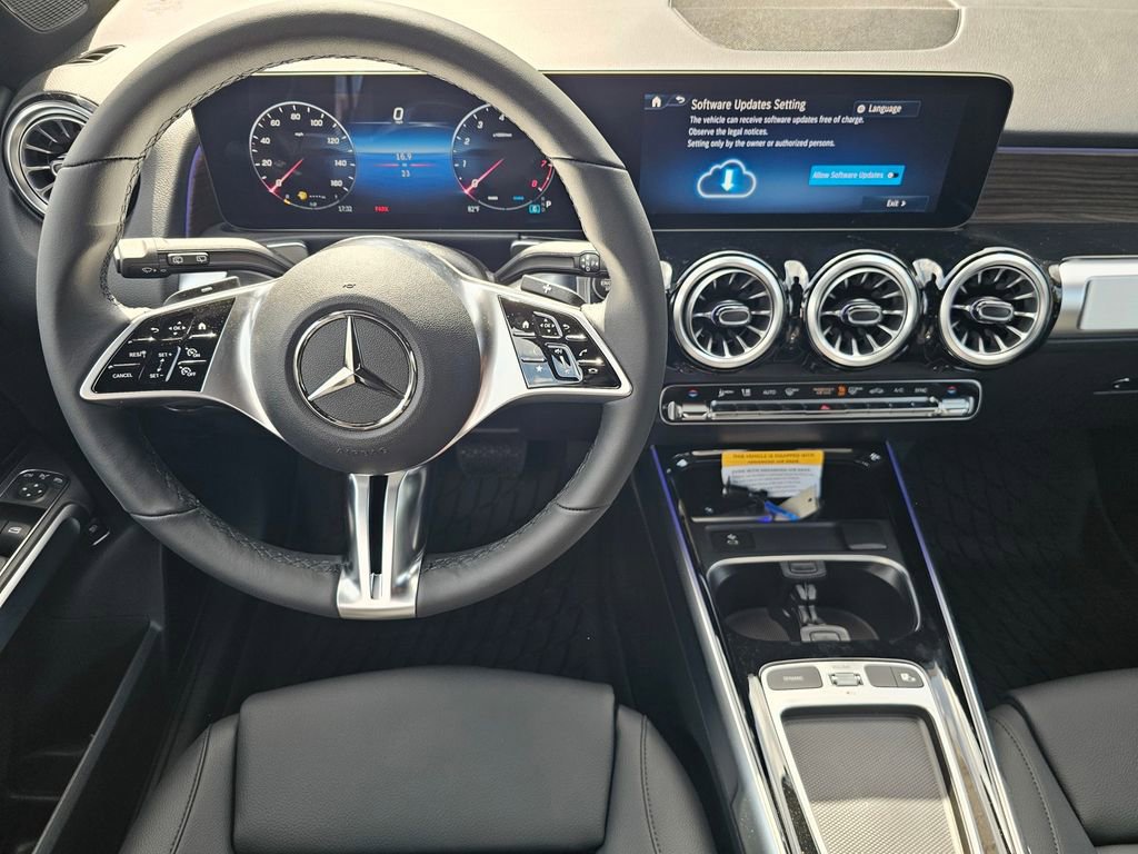 Used 2026 Mercedes-Benz GLB 250 image 18
