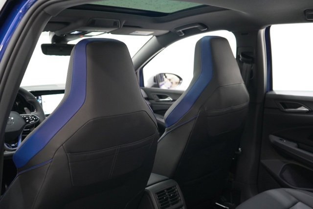 Used 2024 Volkswagen Golf R image 16