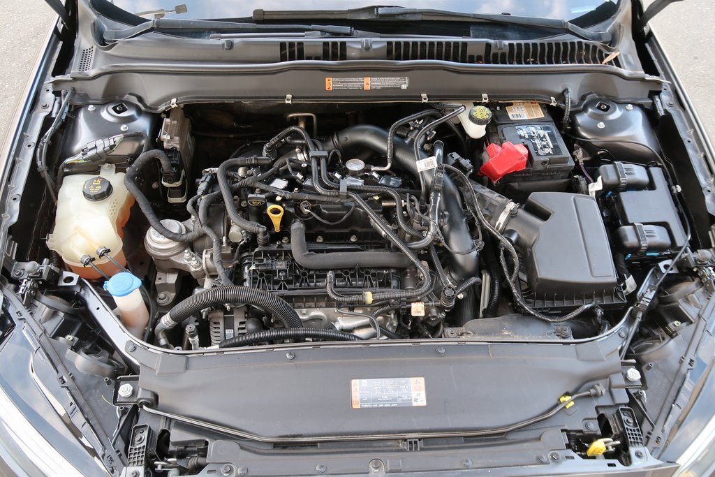 Used 2020 Ford Fusion SE image 43