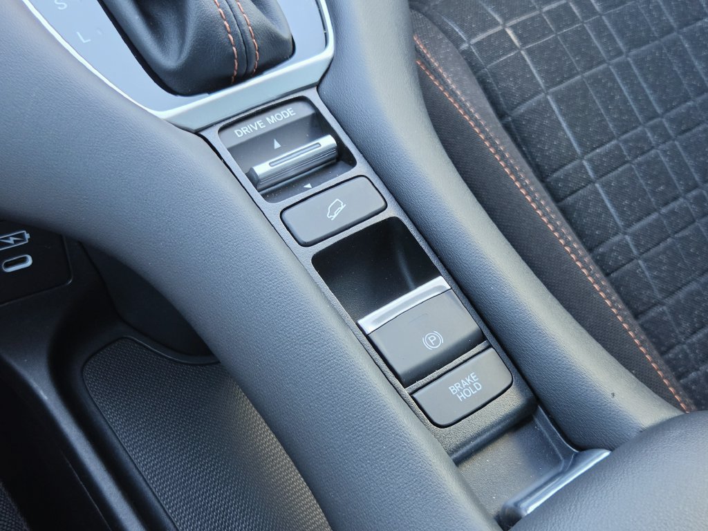 Certified 2024 Honda HR-V Sport image 25