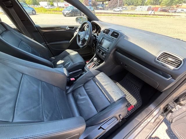 Used 2010 Volkswagen GTI 4-Door image 16