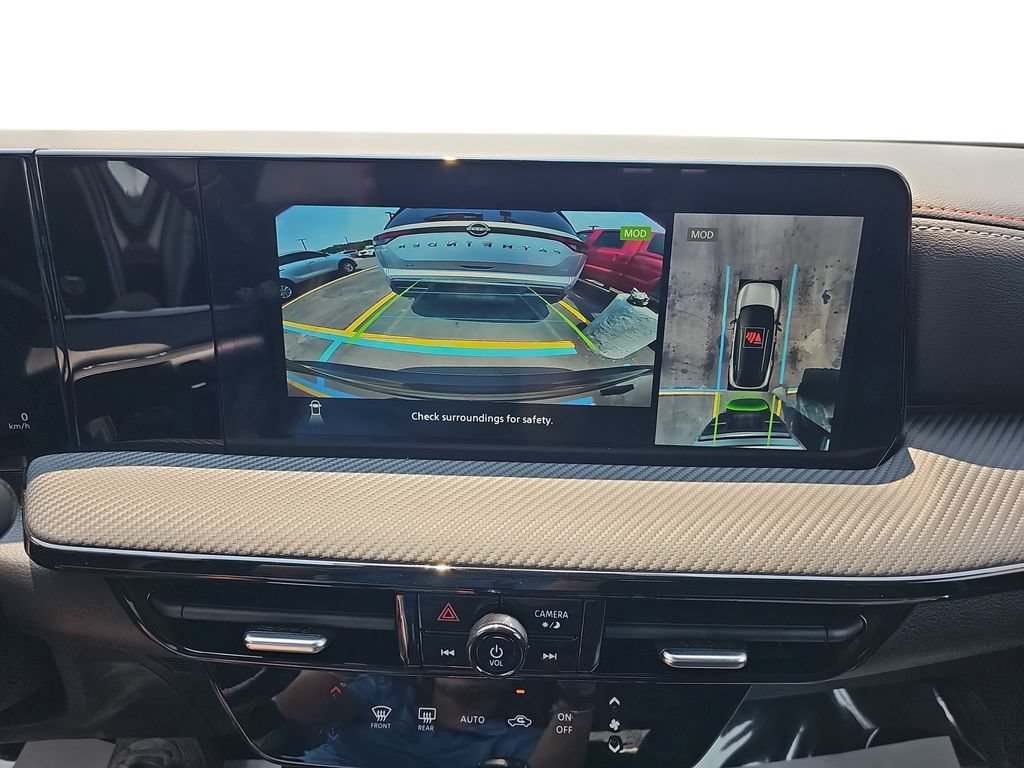 Used 2026 Nissan Kicks SR FWD image 22