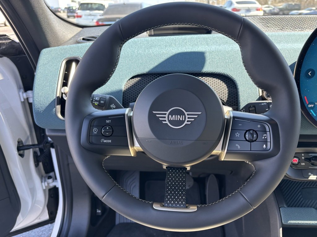 New 2025 MINI Cooper Countryman SE w/ Comfort Package Max image 16