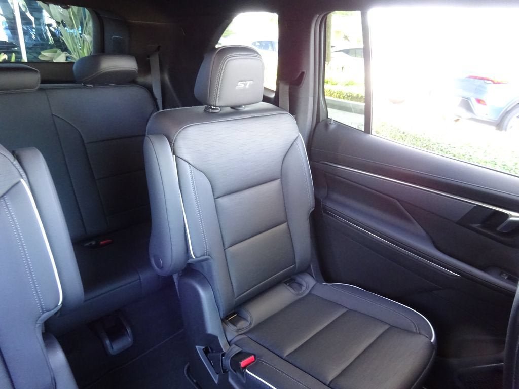 New 2026 Buick Enclave Sport Touring w/ Power Package FWD image 16