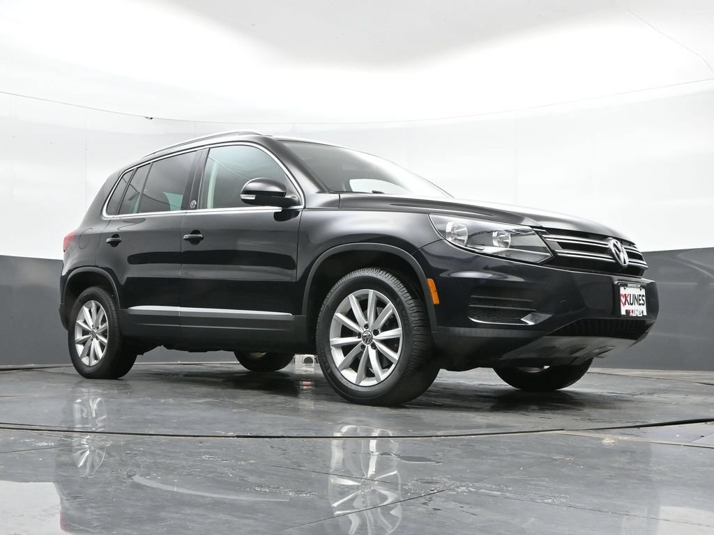 Used 2017 Volkswagen Tiguan Wolfsburg Edition FWD image 42