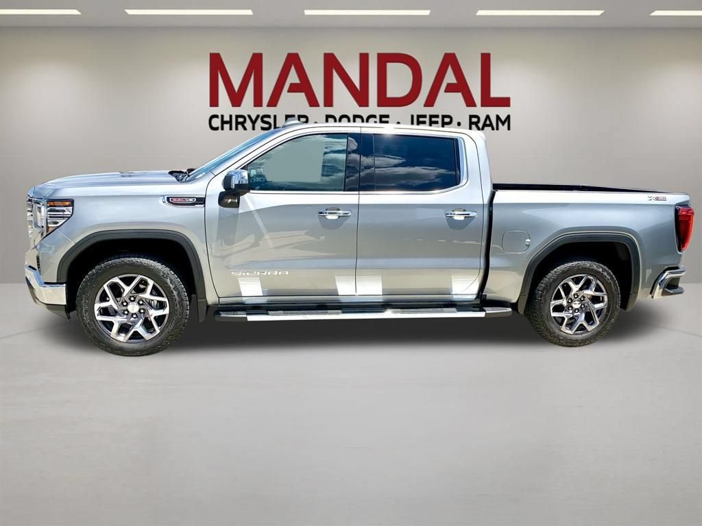 Used 2026 GMC Sierra 1500 SLT w/ SLT Premium Plus Package AWD/4WD image 9