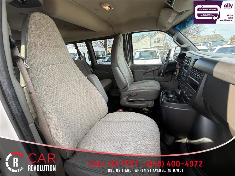Used 2023 Chevrolet Express 3500 LS RWD image 29